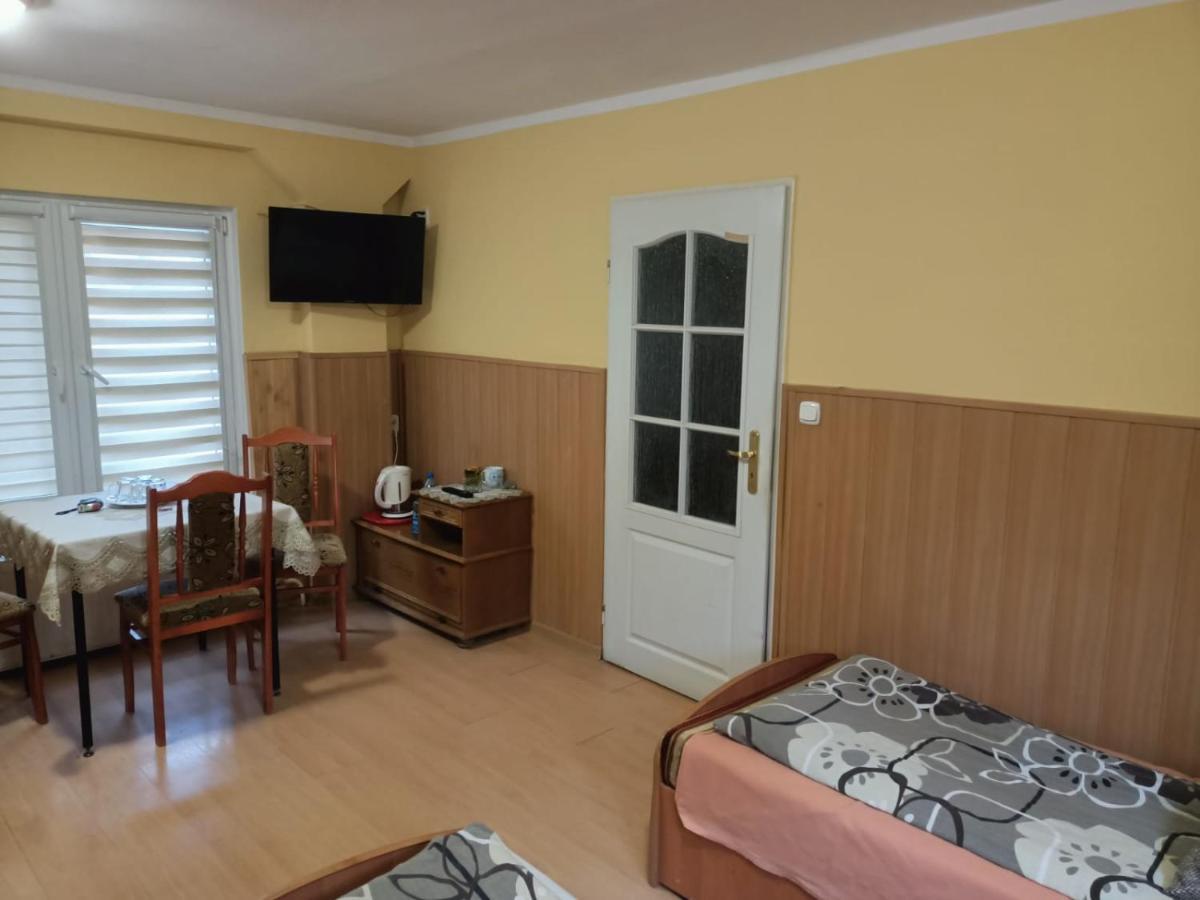 Motel Sportowy Osir Jawor Extérieur photo