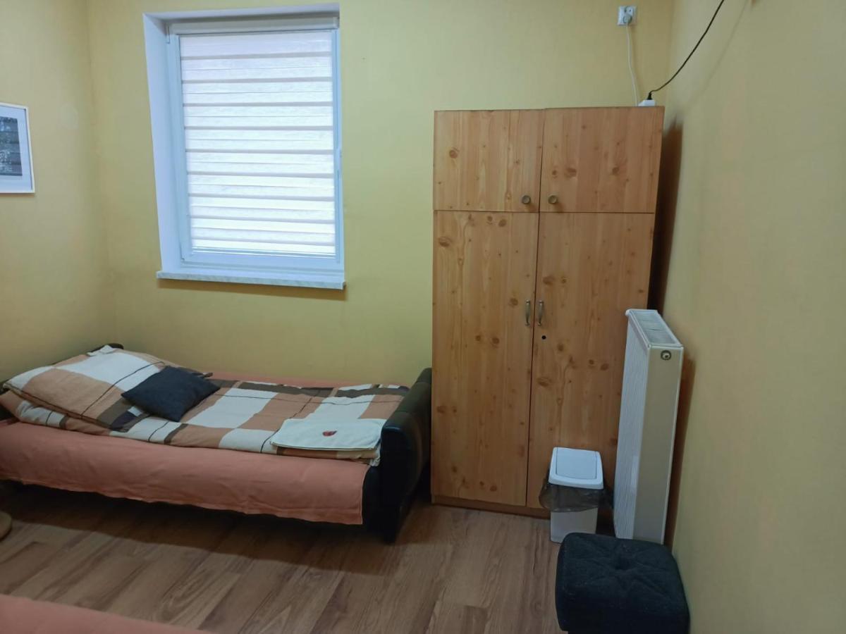 Motel Sportowy Osir Jawor Extérieur photo
