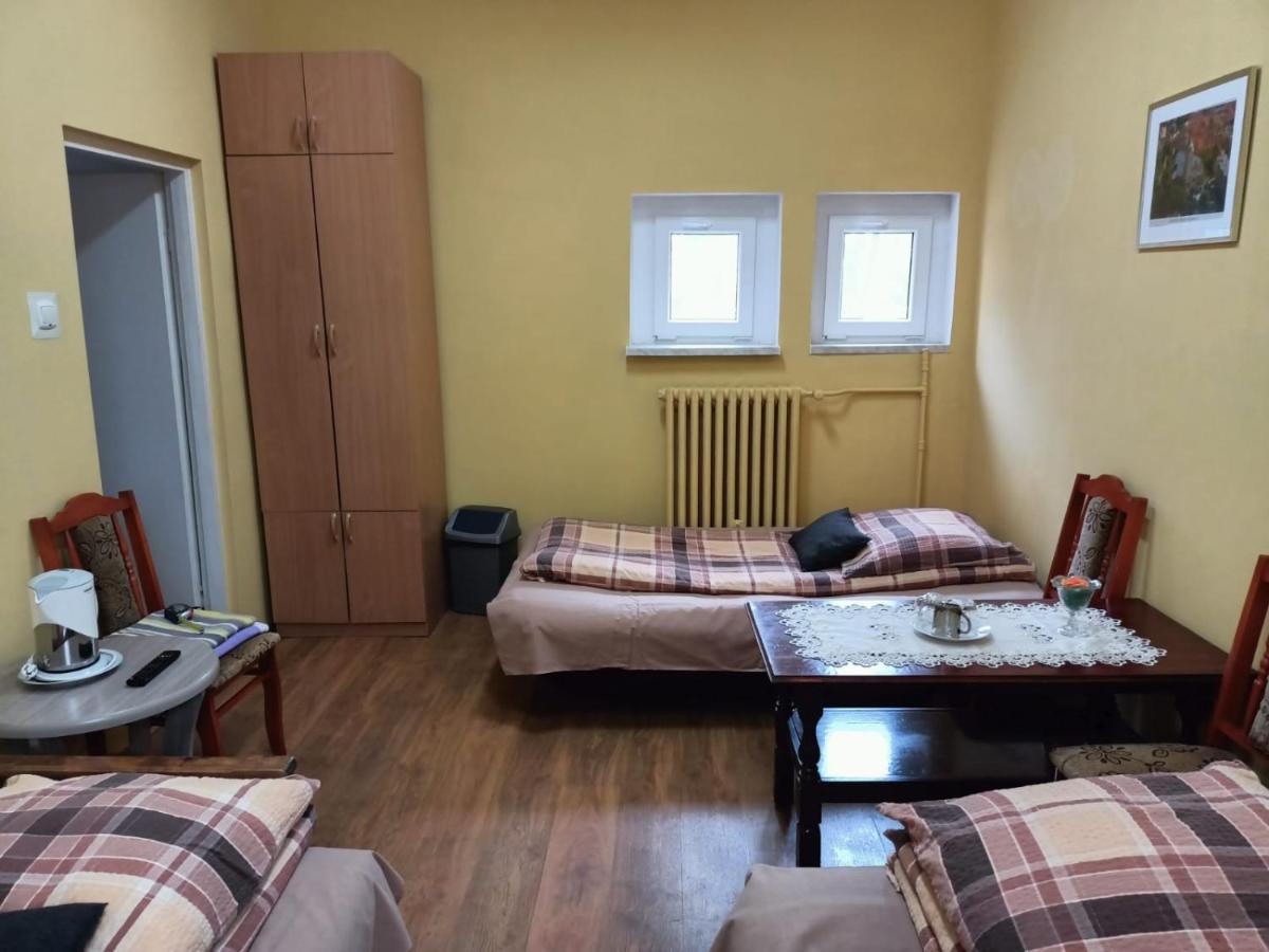 Motel Sportowy Osir Jawor Extérieur photo